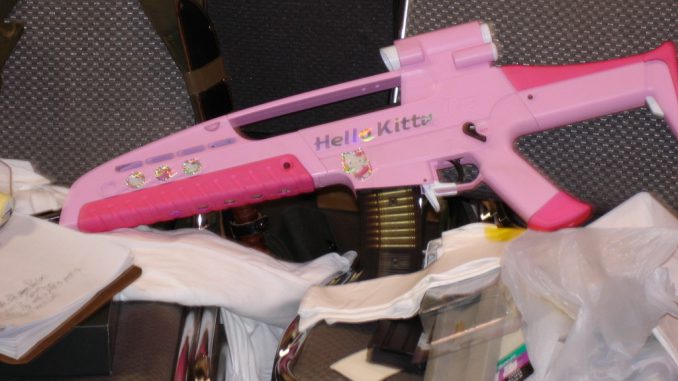 hello-kitty-xm8